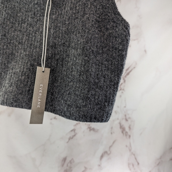 Everlane Tank Top Women Gray Cozy Stretch Cami Sweater Crop Wool Yak - Picture 4 of 10